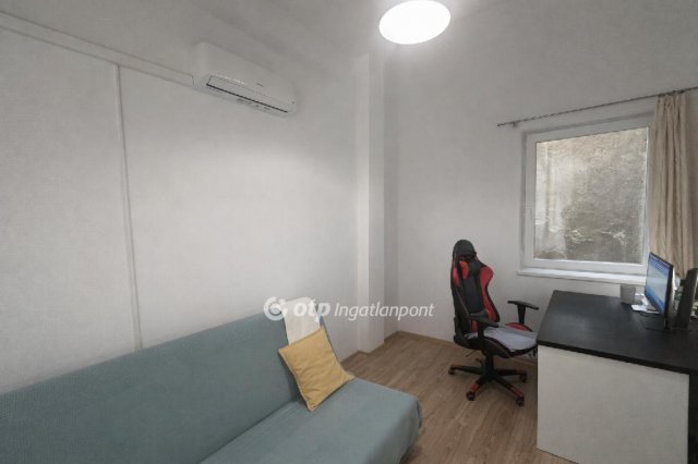 Eladó téglalakás, Budapesten, VII. kerületben 54.9 M Ft