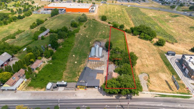 Eladó családi ház, Szekszárdon 60 M Ft, 4 szobás
