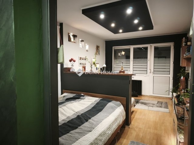 Eladó panellakás, Szombathelyen 56.5 M Ft, 2+1 szobás