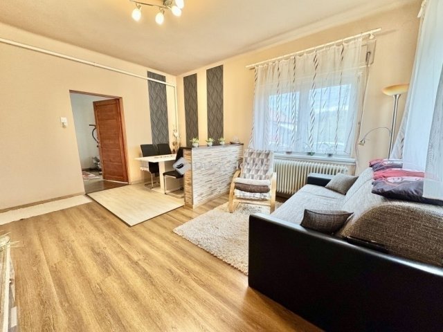 Eladó családi ház, Üllőn 89.9 M Ft, 4 szobás