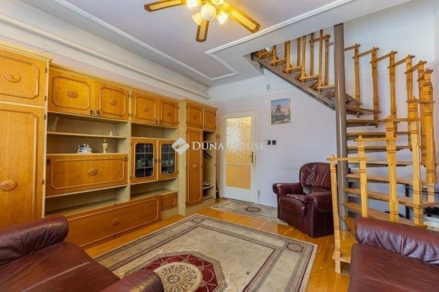 Eladó ikerház, Budapesten, XVIII. kerületben 80 M Ft, 3 szobás