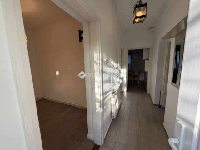 Eladó téglalakás, Dunakeszin, Hunyadi János utcában 65.9 M Ft