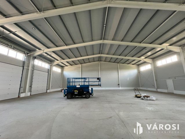 Kiadó ipari ingatlan, Mikepércsen 1440 E Ft / hó