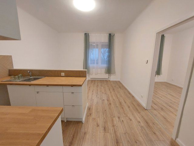 Eladó téglalakás, Budapesten, XIII. kerületben 87 M Ft, 3 szobás