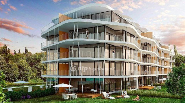 Eladó nyaraló, Siófokon 122 M Ft, 3 szobás