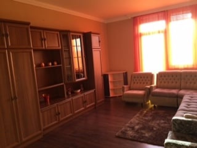 Kiadó téglalakás, albérlet, Debrecenben 160 E Ft / hó, 3 szobás
