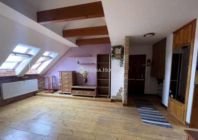 Eladó téglalakás, Kecskeméten 49.9 M Ft, 3 szobás