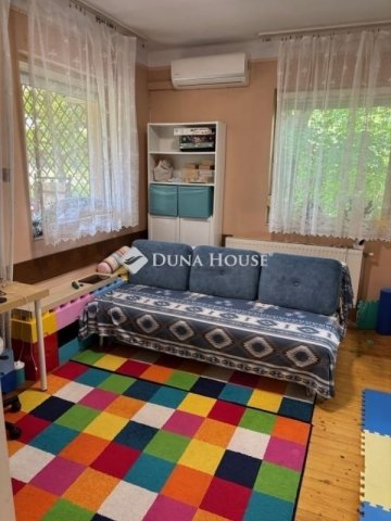 Eladó családi ház, Budaörsön 159.99 M Ft, 2 szobás