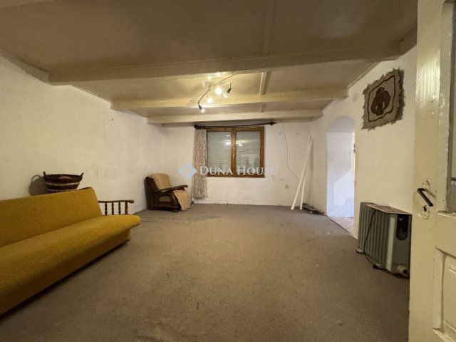 Eladó családi ház, Sióagárdon 11.5 M Ft, 3 szobás