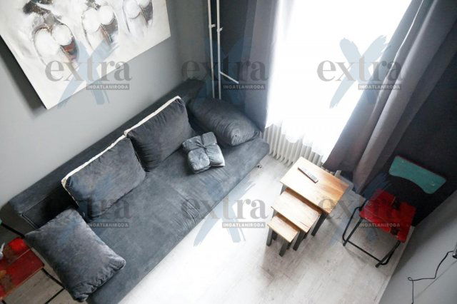 Kiadó téglalakás, albérlet, Szegeden 150 E Ft / hó, 1 szobás