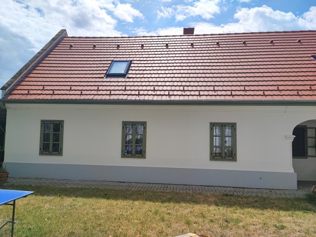 Eladó családi ház, Hegykőn 179 M Ft, 5+1 szobás