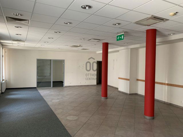 Eladó üzlethelyiség, Dorogon 60.411 M Ft / költözzbe.hu