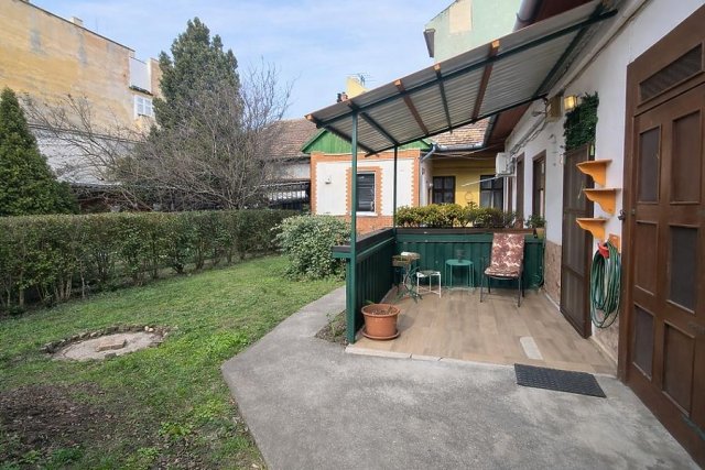 Eladó családi ház, Budapesten, IV. kerületben 38 M Ft, 1 szobás