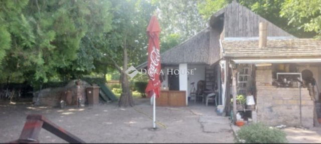 Eladó mezogazdasagi ingatlan, Zákányszéken 35.772 M Ft, 2 szobás