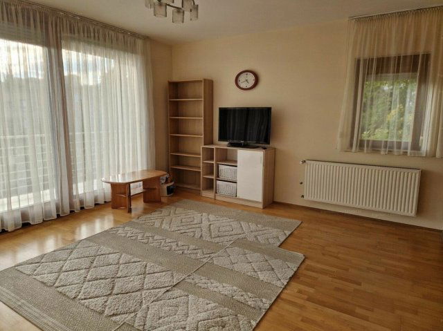 Kiadó téglalakás, albérlet, XI. kerületben, Beregszász úton