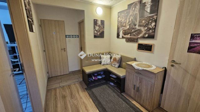 Eladó családi ház, Budapesten, XVIII. kerületben 289.9 M Ft