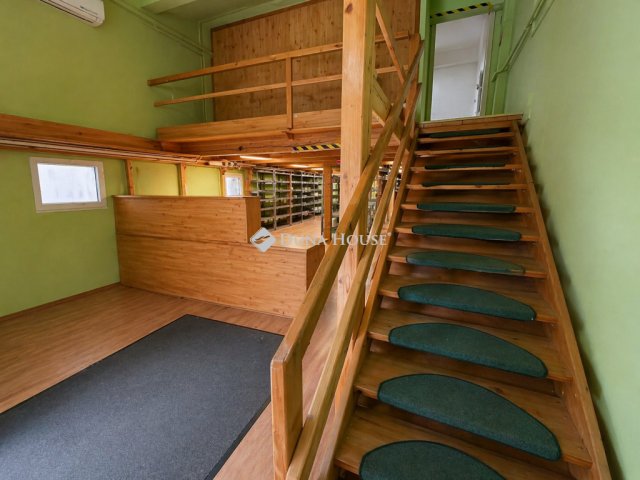 Eladó üzlethelyiség, Budapesten, X. kerületben 59.9 M Ft