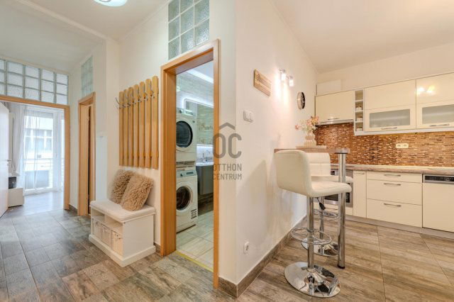 Eladó téglalakás, Budapesten, IX. kerületben 129.5 M Ft