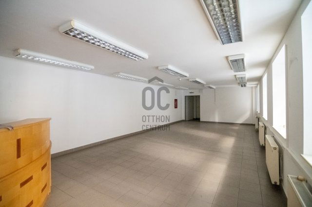 Eladó ipari ingatlan, Budapesten, I. kerületben 765.206 M Ft