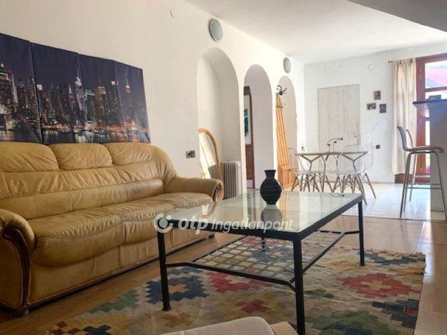 Eladó téglalakás, Debrecenben 159 M Ft, 4 szobás