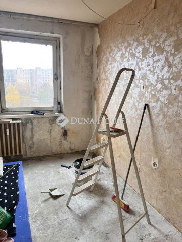 Eladó panellakás, Veszprémben, Gábor Áron utcában 46 M Ft