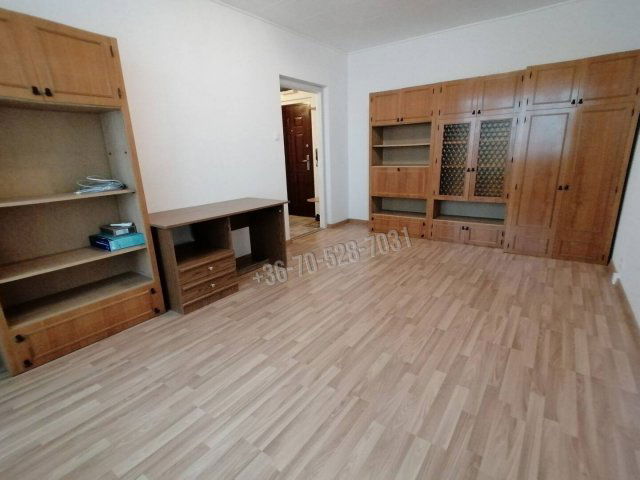 Eladó panellakás, Tatabányán, Gábor Áron utcában 41.3 M Ft