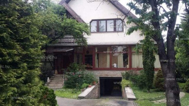 Eladó családi ház, Budapesten, III. kerületben 200 M Ft