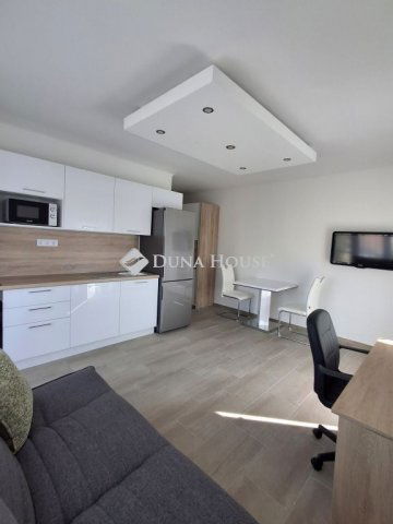 Kiadó téglalakás, albérlet, Debrecenben 240 E Ft / hó, 2 szobás