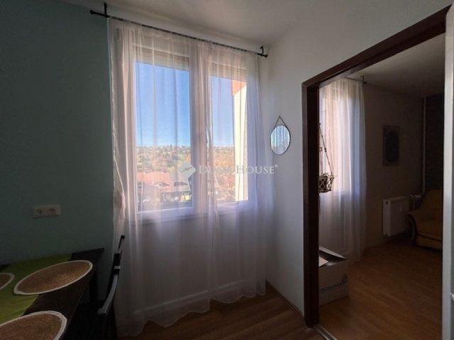 Eladó téglalakás, Zalaegerszegen 29.5 M Ft, 1 szobás