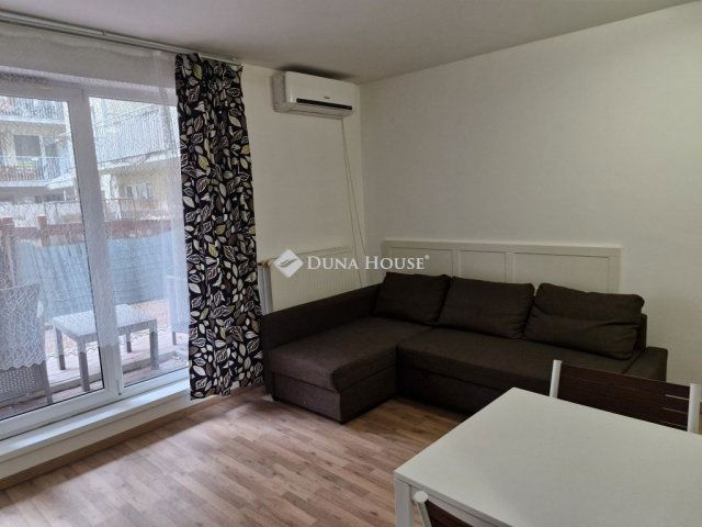 Kiadó téglalakás, albérlet, Budapesten, VIII. kerületben