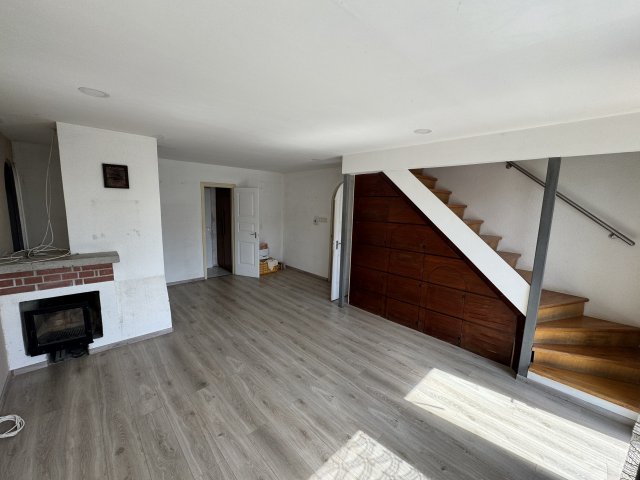 Eladó téglalakás, Veszprémben 65 M Ft, 2+2 szobás