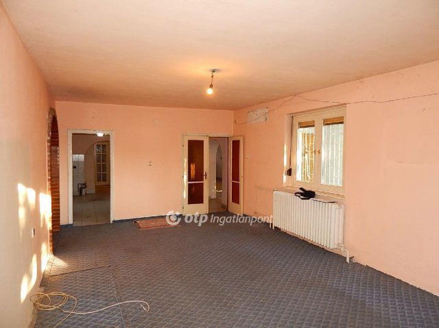 Eladó családi ház, Pátyon 89.9 M Ft, 5+1 szobás
