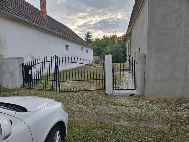 Eladó családi ház, Tárnokrétin 36 M Ft, 3+1 szobás