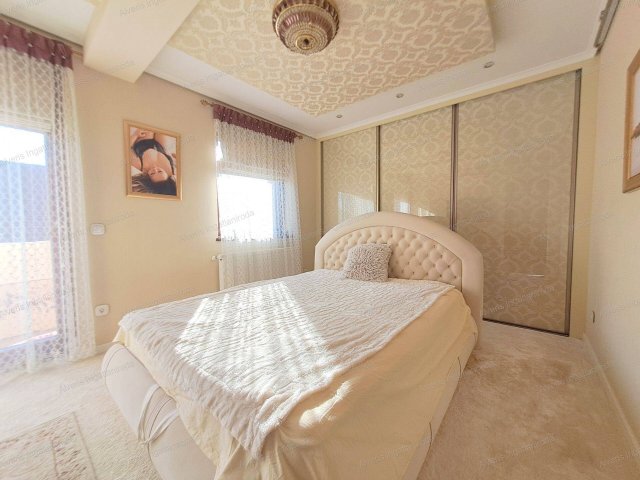 Eladó családi ház, Nyíregyházán 189.9 M Ft, 5 szobás