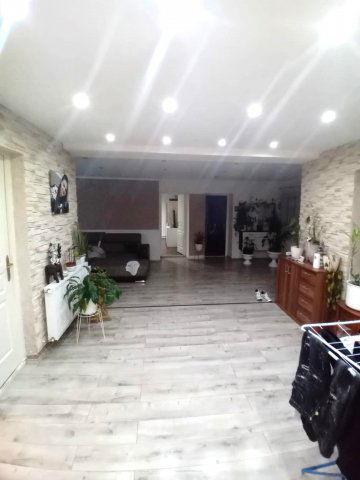 Eladó családi ház, Iszkázon 31 M Ft, 4 szobás
