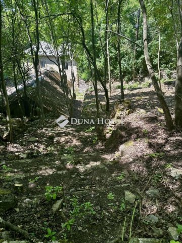 Eladó telek, Pécsett, Szkókó tető közben 15.6 M Ft
