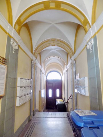 Eladó téglalakás, Budapesten, VI. kerületben, Izabella utcában