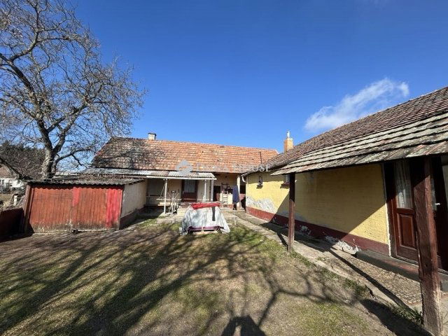 Eladó családi ház, Táborfalván 27.9 M Ft, 3 szobás