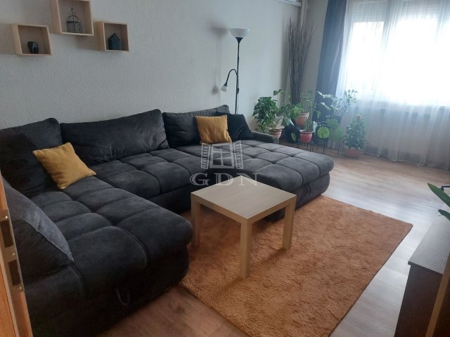 Eladó panellakás, Budapesten, XV. kerületben 63 M Ft, 2 szobás