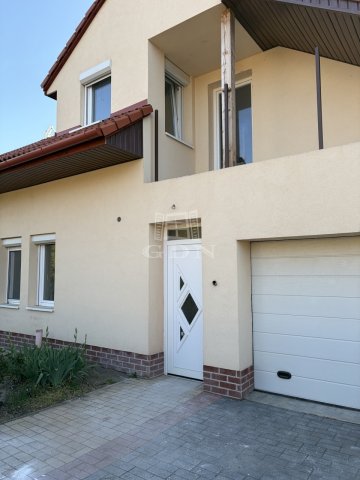 Eladó sorház, Veresegyházon 119.9 M Ft, 5 szobás