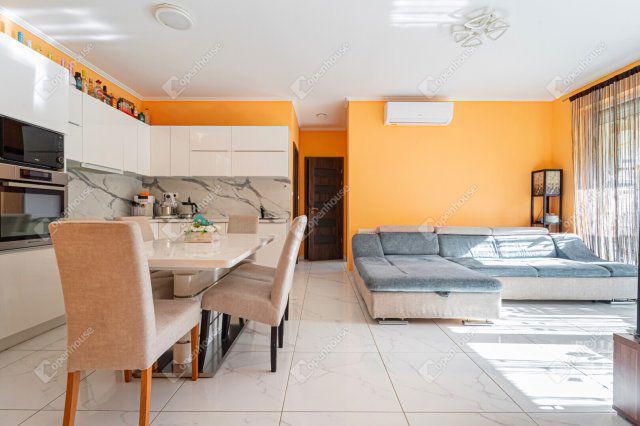 Eladó téglalakás, Monoron 89.49 M Ft, 4 szobás