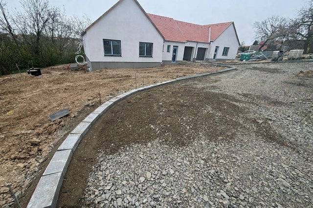 Eladó családi ház, Nagykozáron, Hunyadi utcában 123.9 M Ft