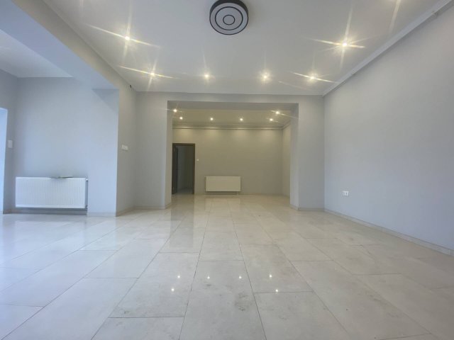 Eladó téglalakás, Békéscsabán 52.5 M Ft, 2 szobás