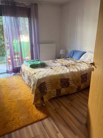 Kiadó téglalakás, albérlet, Pécsett, Tettye utcában, 2 szobás
