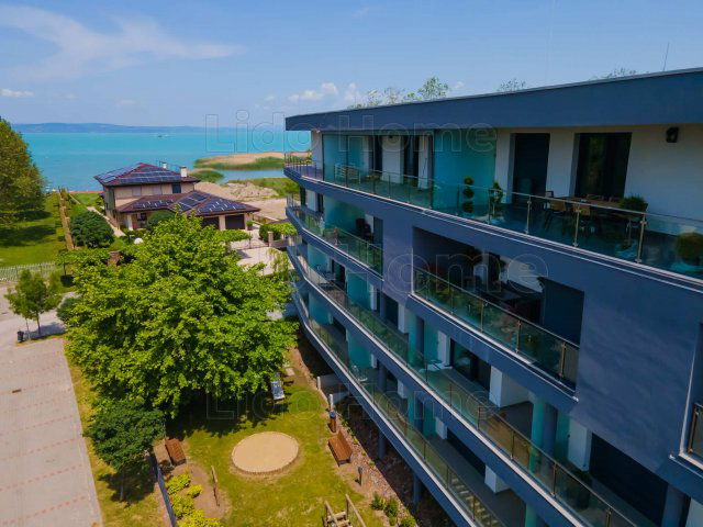 Kiadó téglalakás, albérlet, Siófokon 300 E Ft / hó, 2 szobás