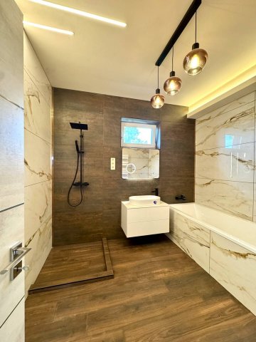 Eladó ikerház, Debrecenben 129 M Ft, 5 szobás