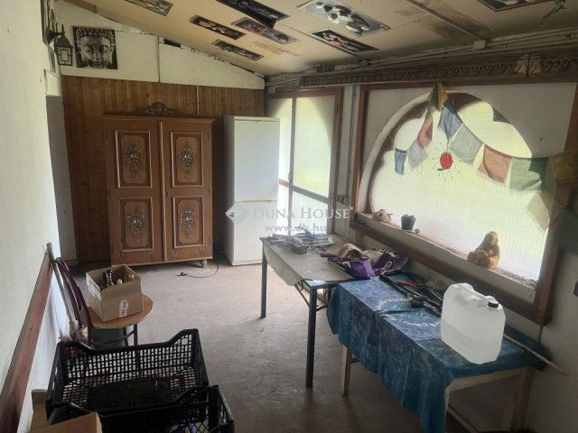 Eladó családi ház, Iszkaszentgyörgyön 19.5 M Ft, 1 szobás