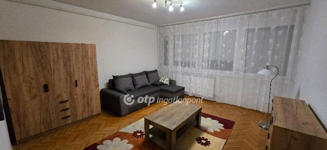 Kiadó téglalakás, albérlet, Debrecenben 250 E Ft / hó, 2 szobás