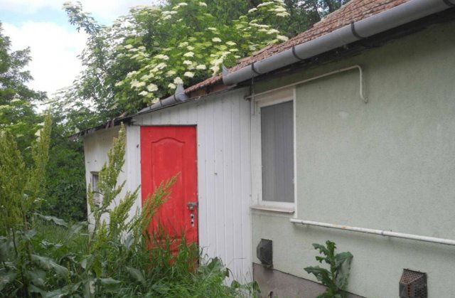 Eladó családi ház, Tiszapüspökin, Deák Ferenc utcában 4.6 M Ft