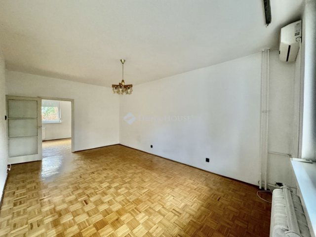 Eladó téglalakás, Budapesten, XIV. kerületben, Balázs parkban